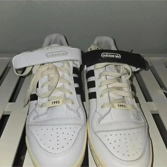 ADIDAS ORIGINALS FORUM LOW Forever True White/core black sz 9 NIB Y2k look - Picture 4 of 14